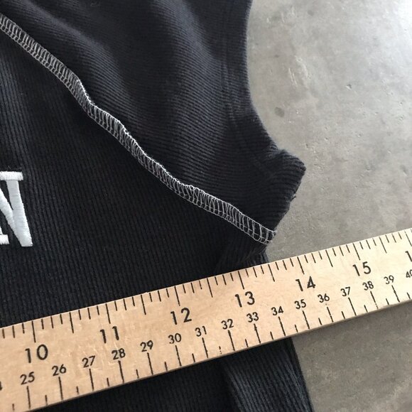 Forever 21 Top Medium NYC Black Cropped Baby Tee Ribbed Grunge Y2K Baddie Indie - Picture 6 of 10